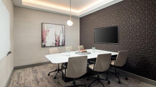 Ac By Marriott Angeles South Bay Hotel
